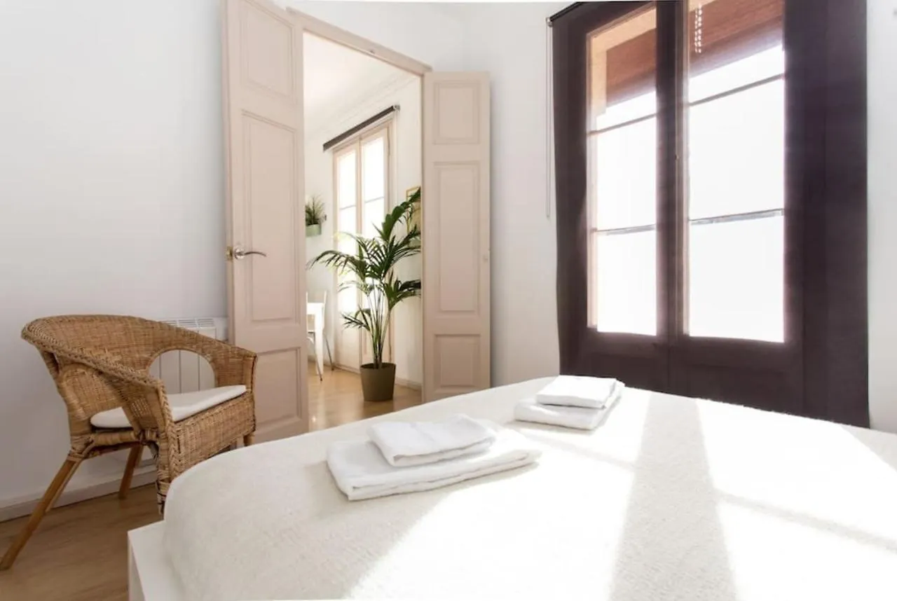 Priority Fira Apartments  Barcelona