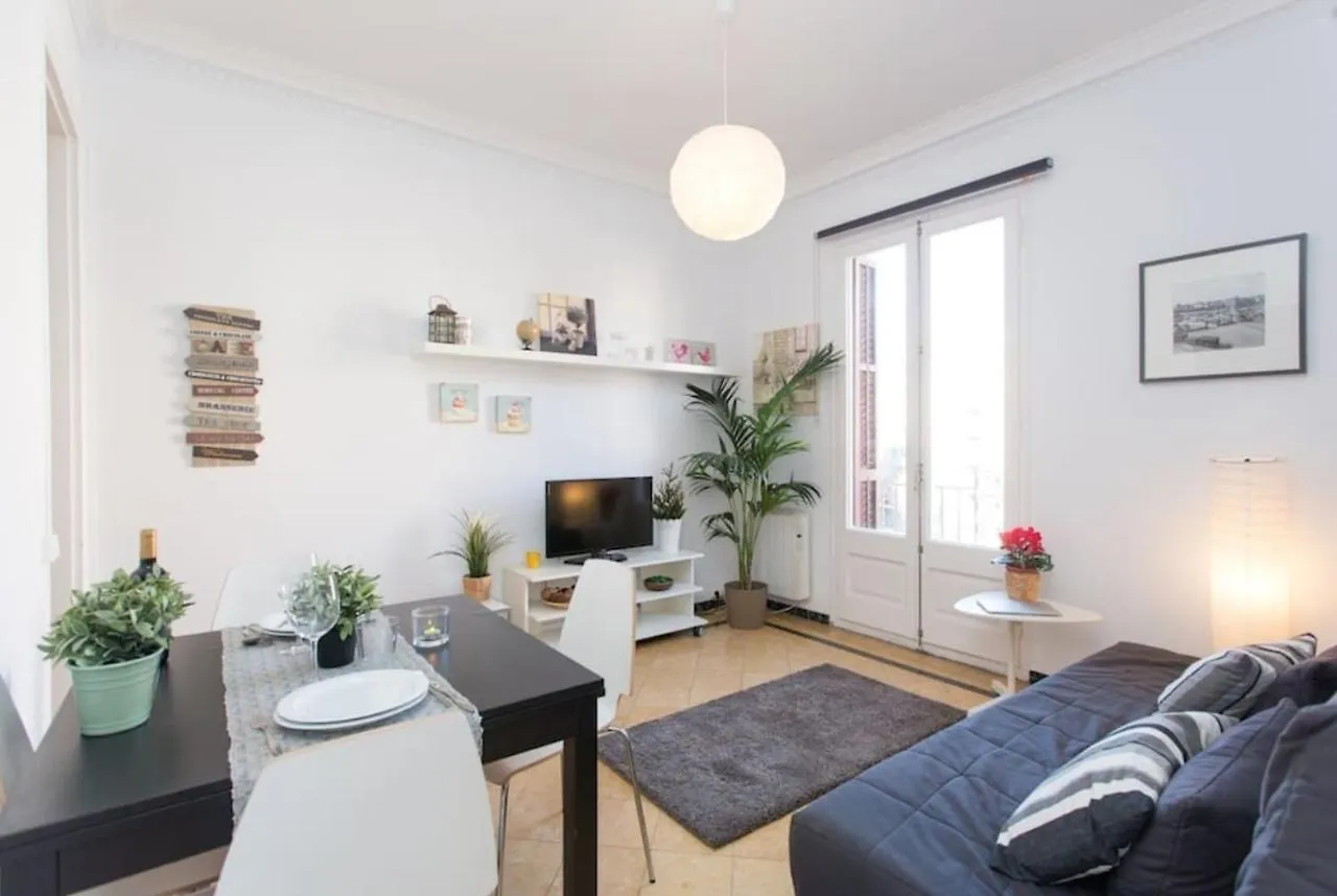 Priority Fira Apartments